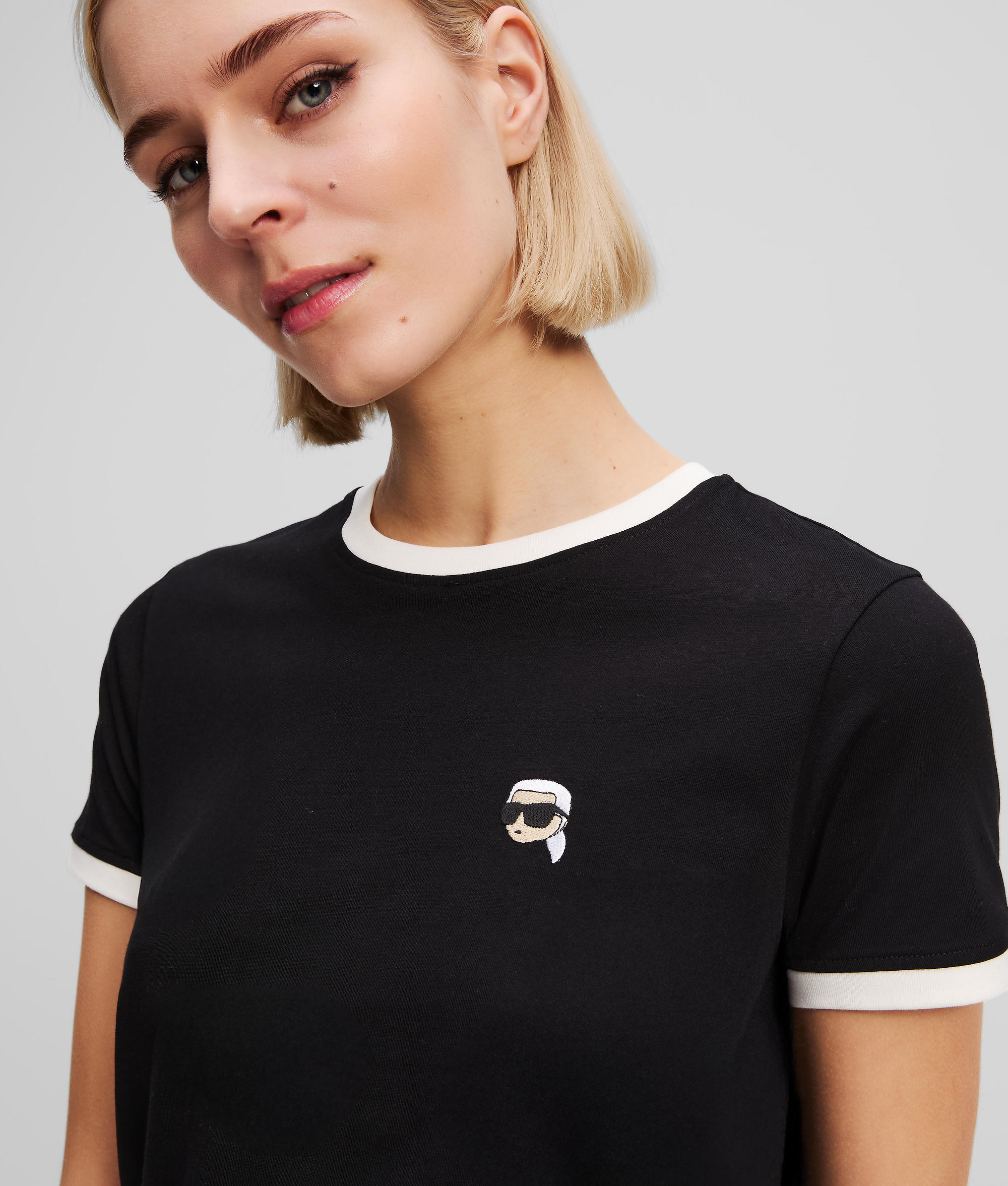 Karl Lagerfeld Ikon Contrast Piping T-shirt In Black