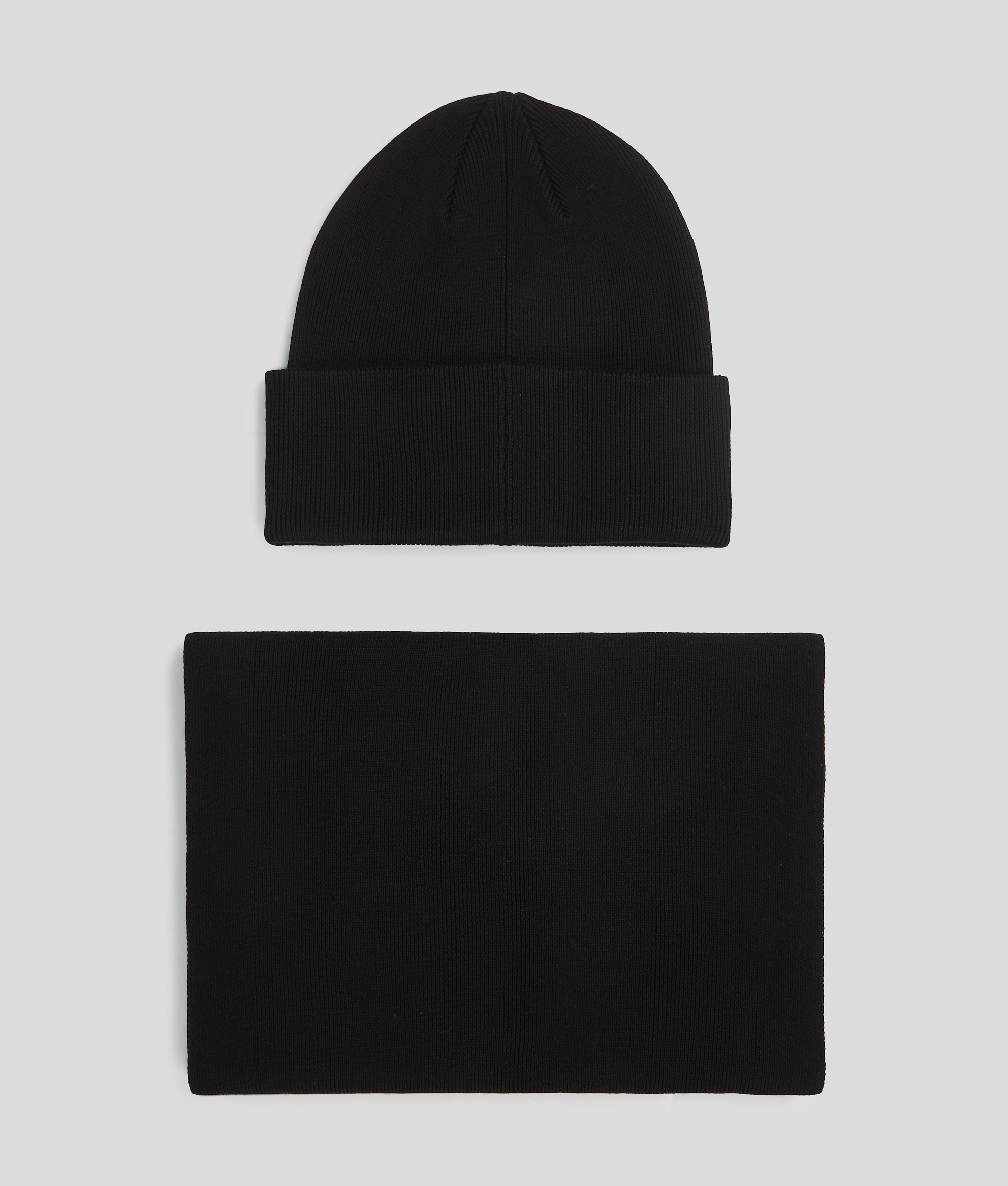 Karl Lagerfeld Beanie And Scarf Gift Set In Black