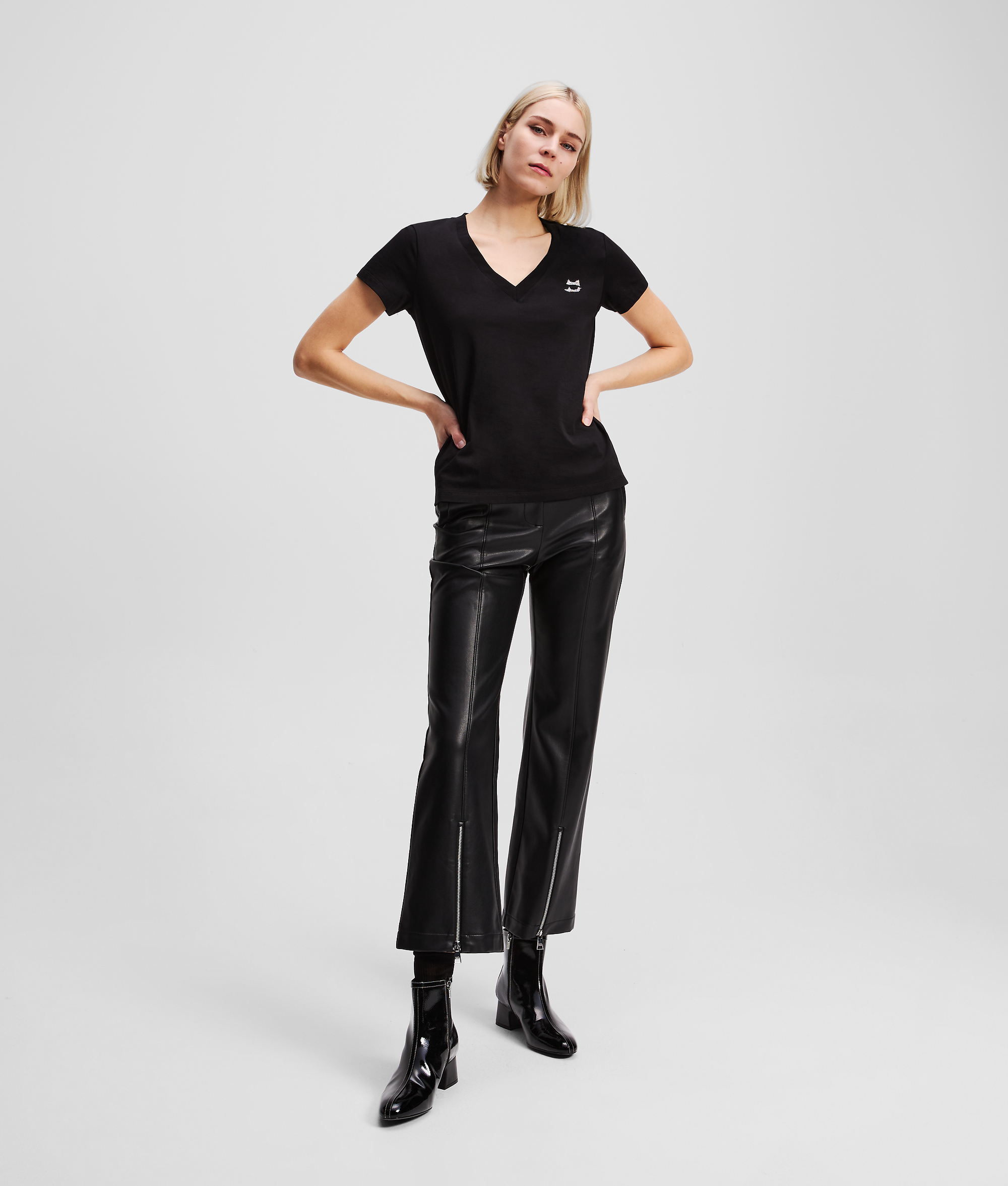 Karl Lagerfeld Rhinestone Ikon Choupette V-neck T-shirt In Black